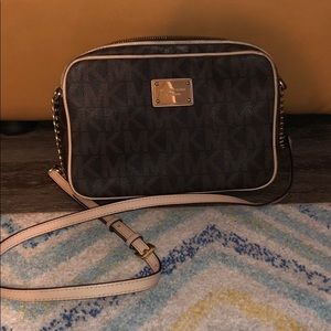 Michael Kors Jet Set Logo Crossbody